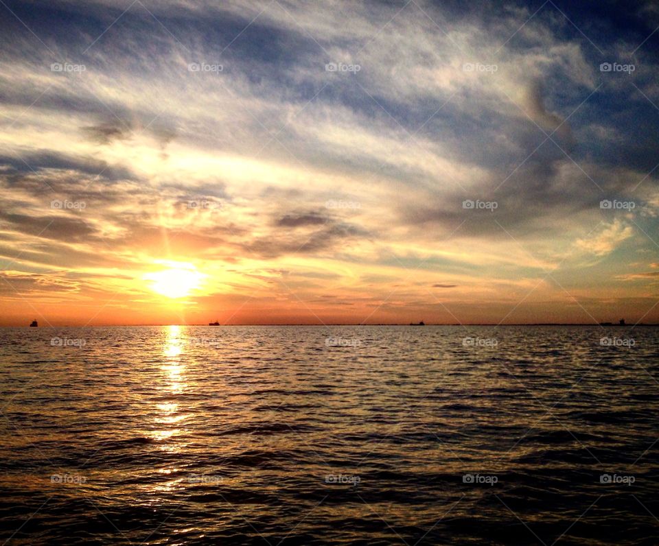 Sunset colours. A beautiful Sunday evening by the sea