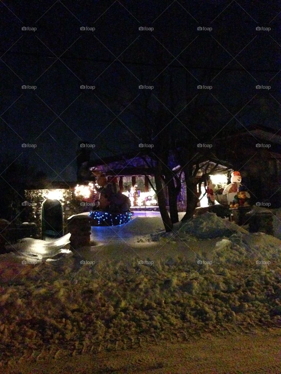 Winter in Laval and the Christmas light are there