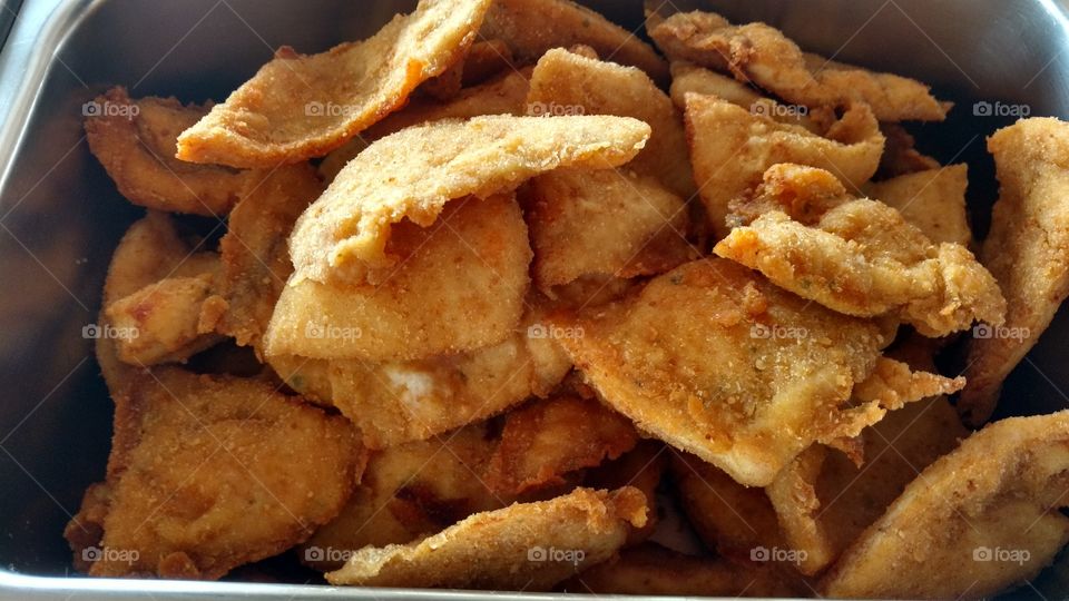 Peito de frango. Frituras.