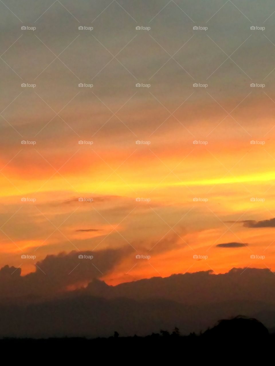 photo of the weak night photography sunset cool and fresh Air amazing photography
 📸 Muneeb bhat