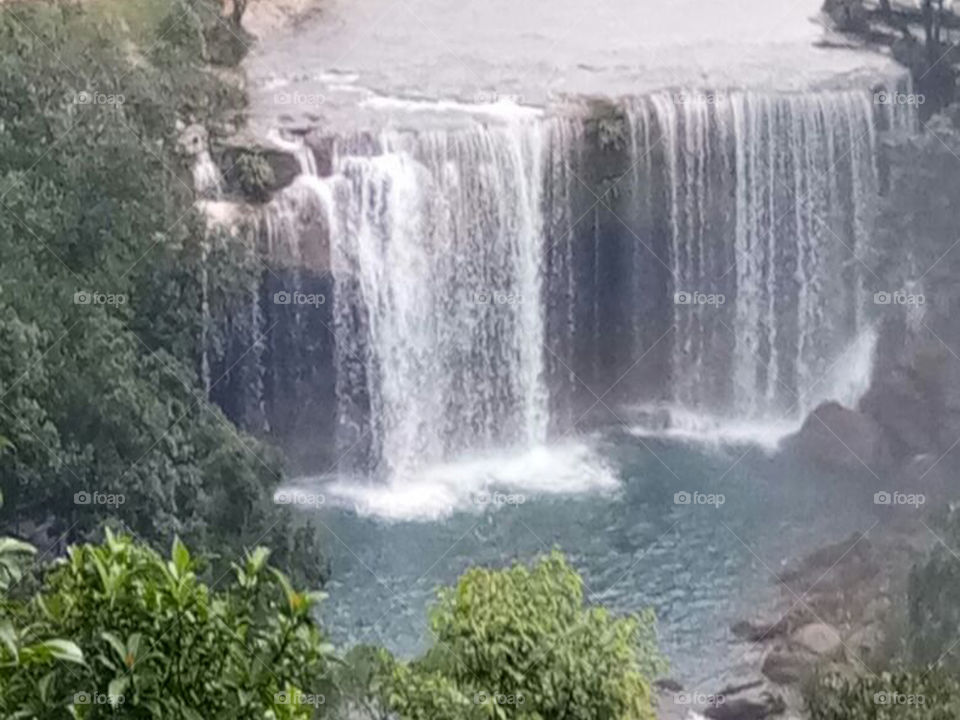 Water fall from mountain to Siyang River.