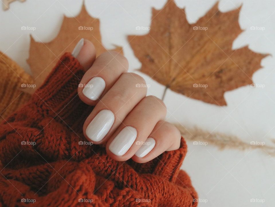 White manicure 