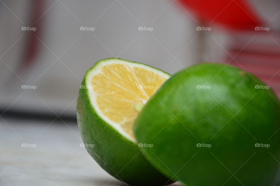 The citrus fruit . The citrus fruits 