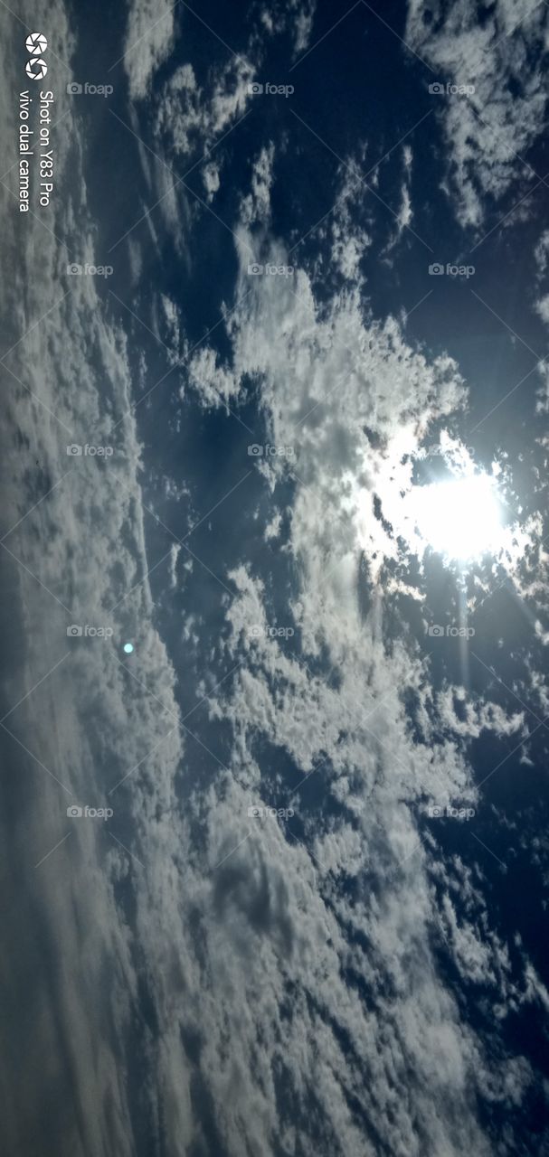 see this photo and moon and sun in photo