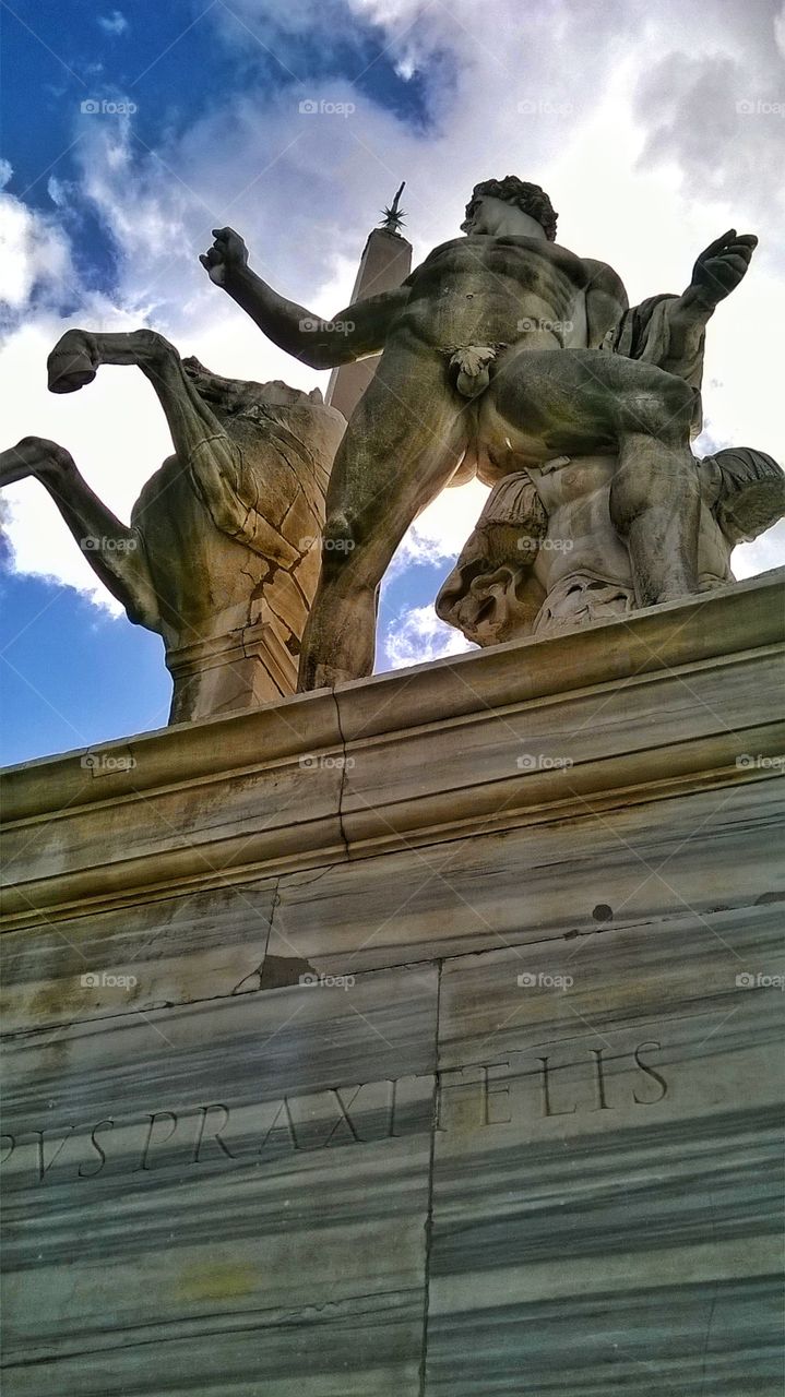 statue in a different perspective