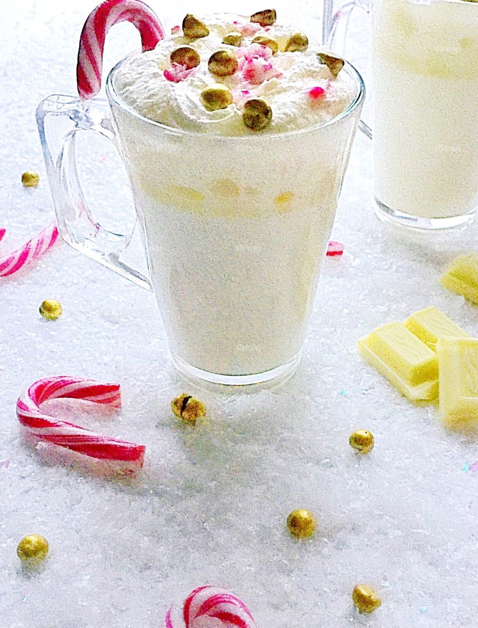 Peppermint white hot chocolate with edible gold miniature digestive biscuits 