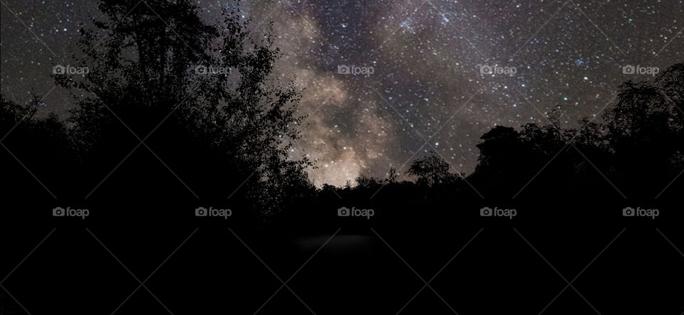 Night Milky Way light in Terres d’Amanar
