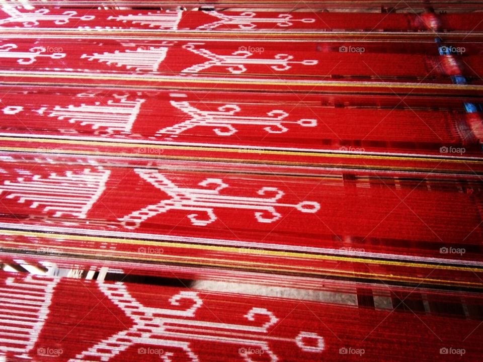 "One of the process of making Borneo scarves which became the hallmark of the dayak tribe using the Dayak tribe motif according to their beliefs"