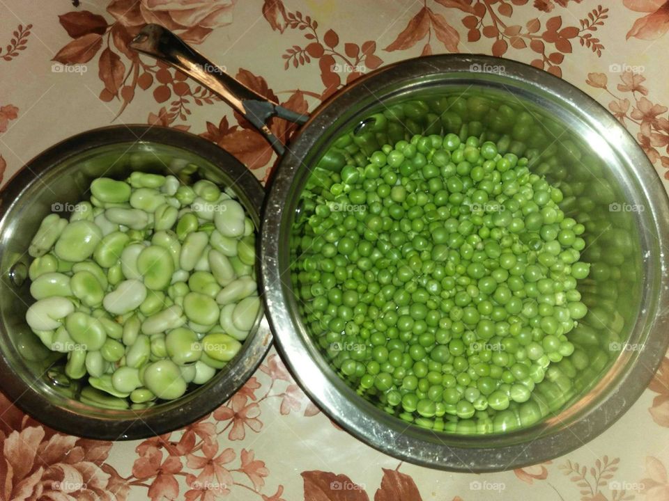 Bowl of beans and peas.