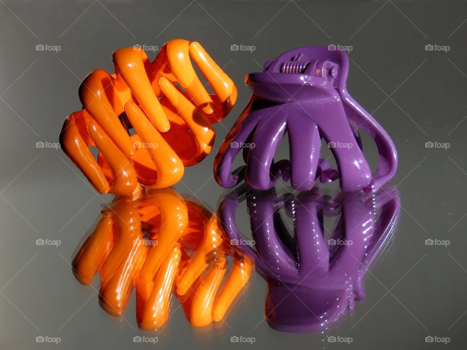 Hair Accessories With Reflection