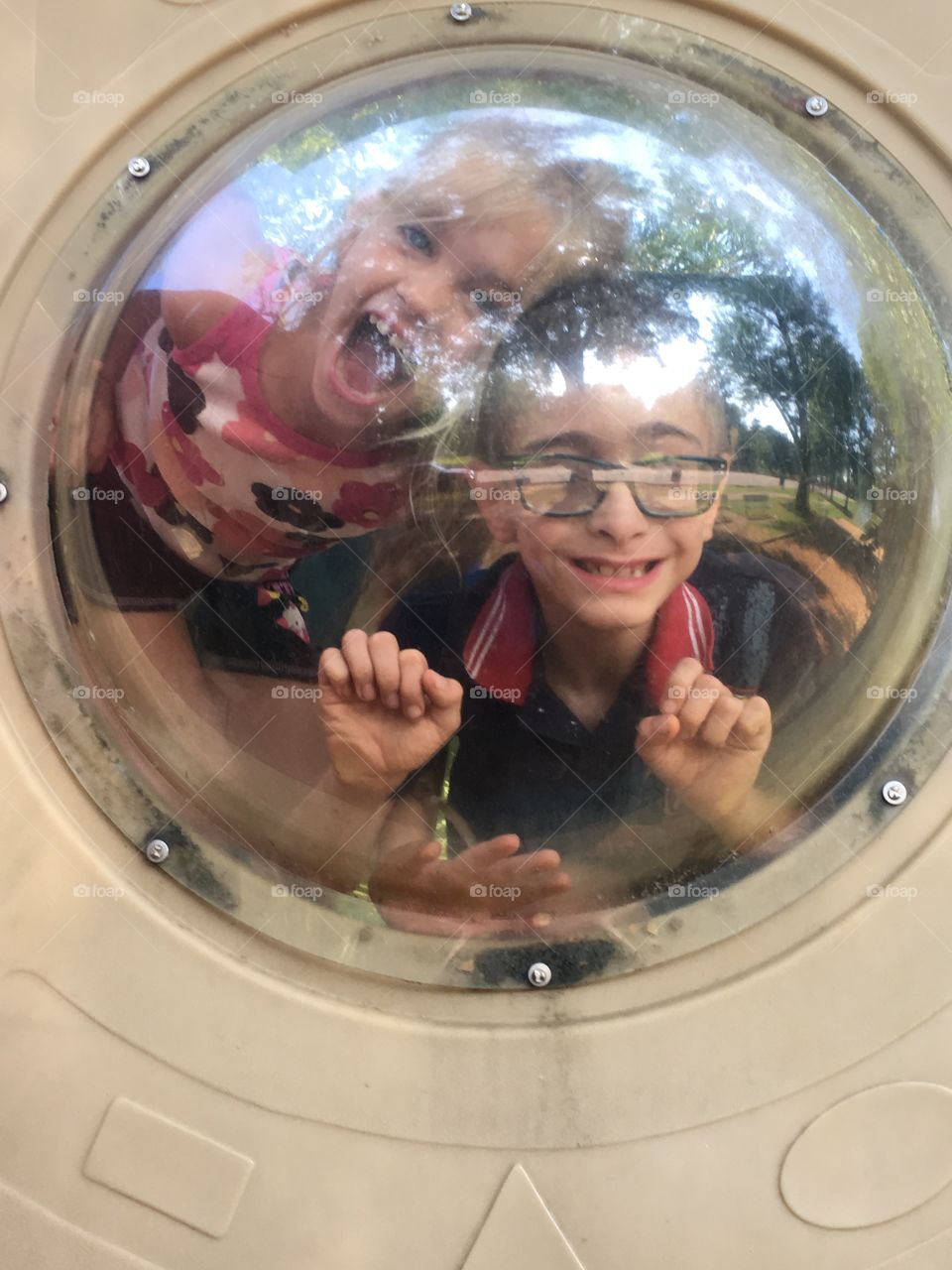 Kids in a bubble 