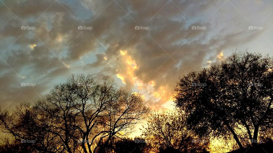 Sunset in the neighborhood