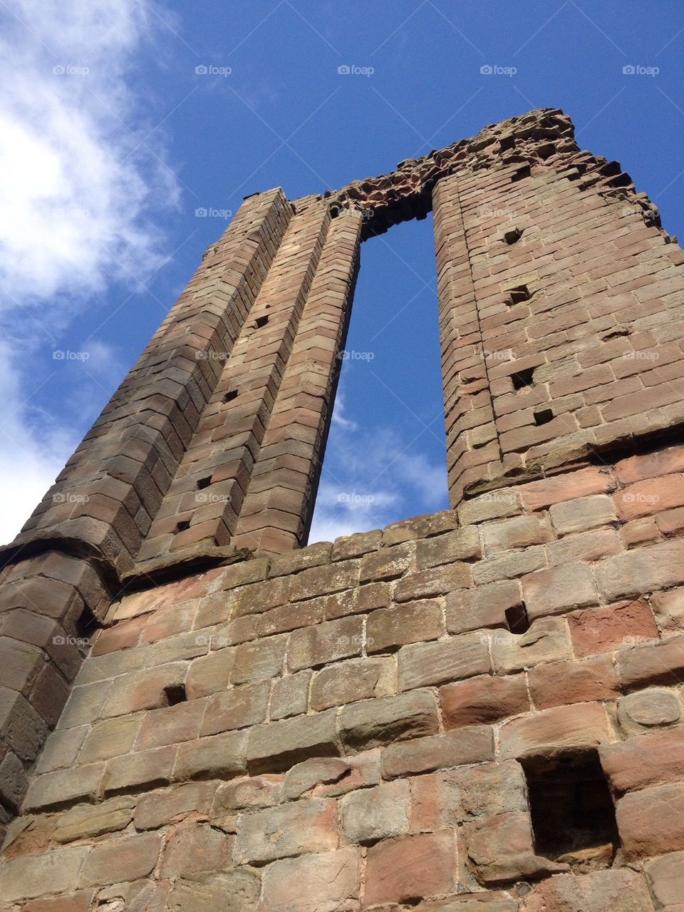 Ruins in perspective 