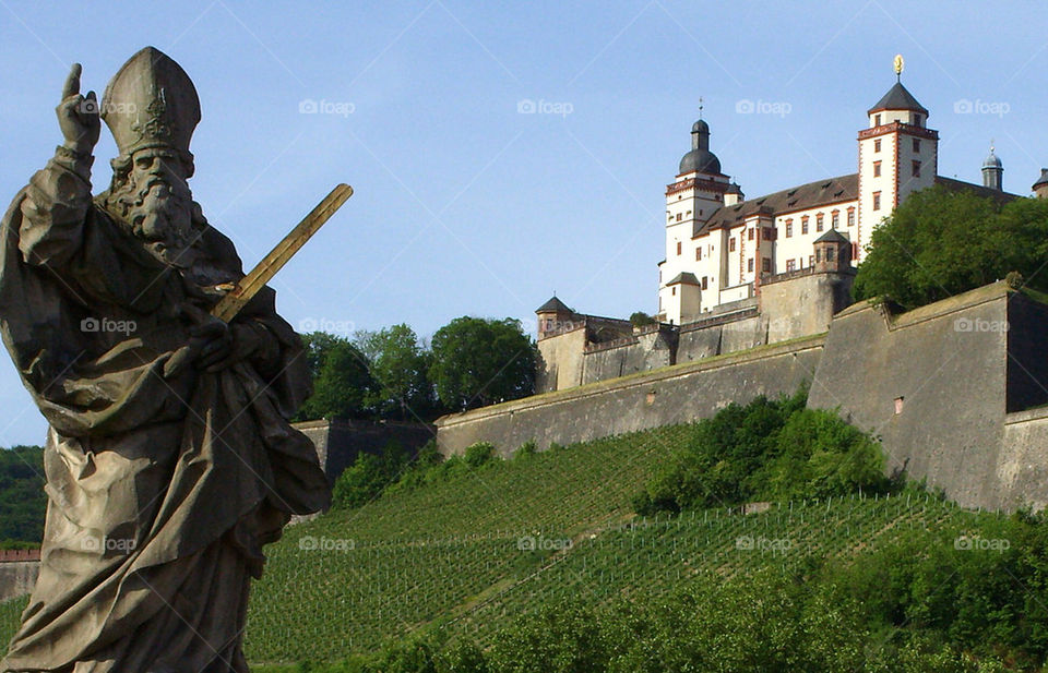 castle schloss burg würzburg by themerlin1