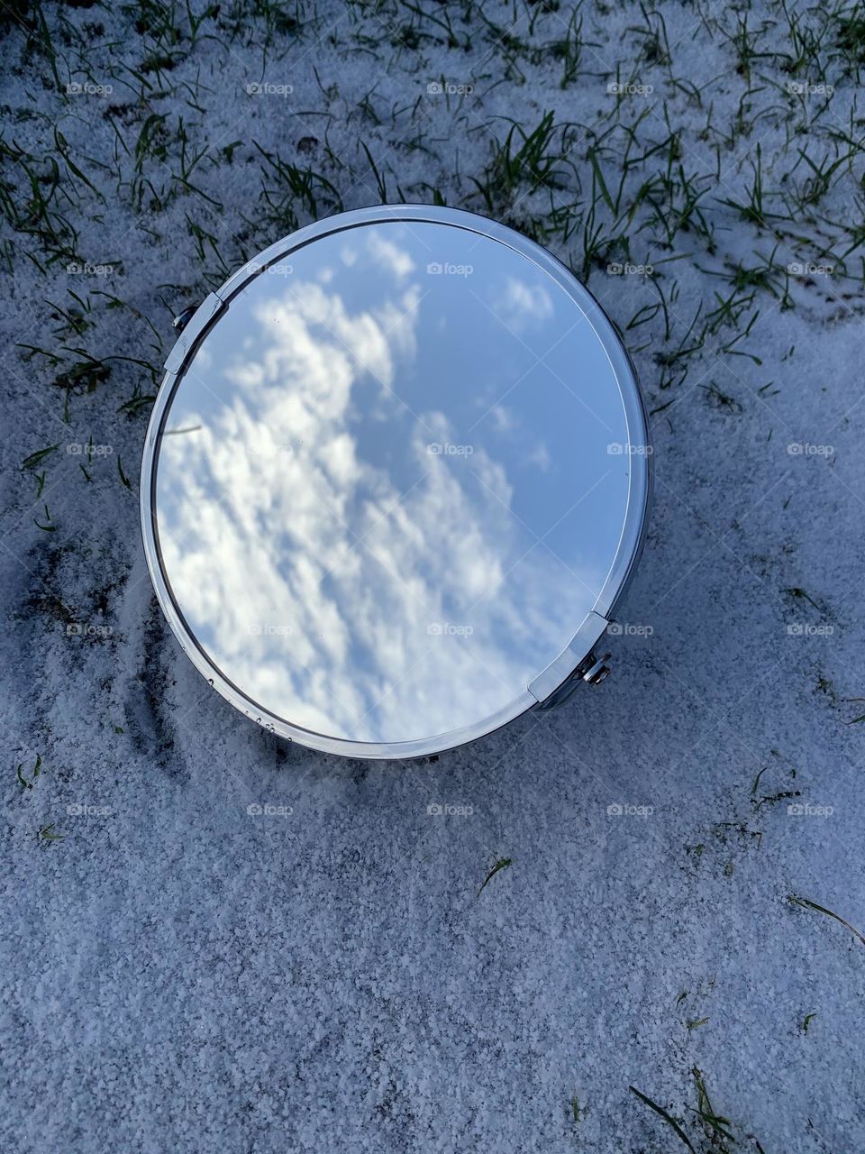 Mirror reflection 