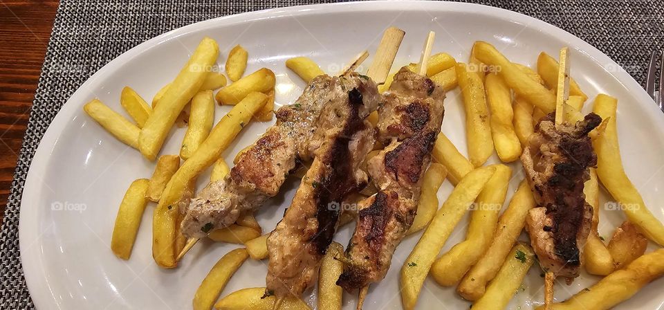 Pinchos Morunos