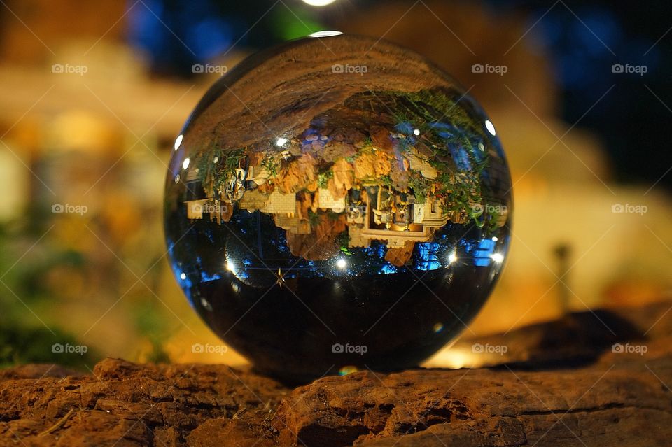 Lensball