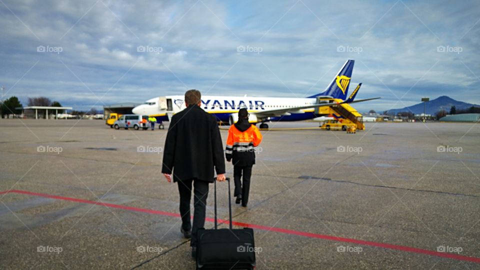 All Alone on an Aircraft