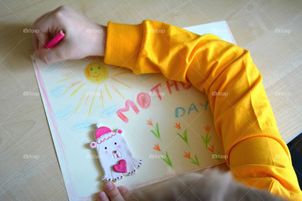 child boy drawing pencils, creative kind