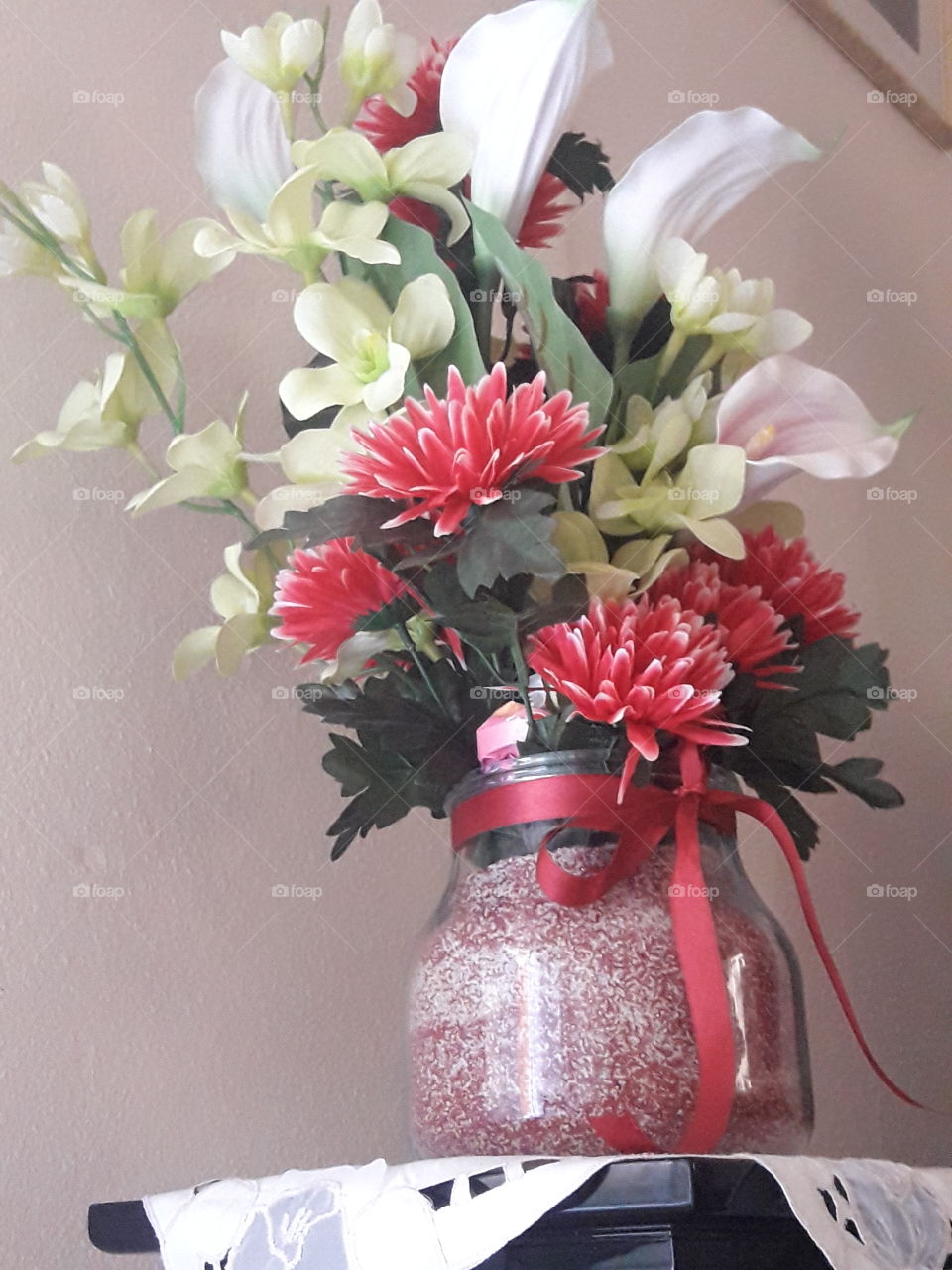 a one beautiful vase with beautiful color of flower