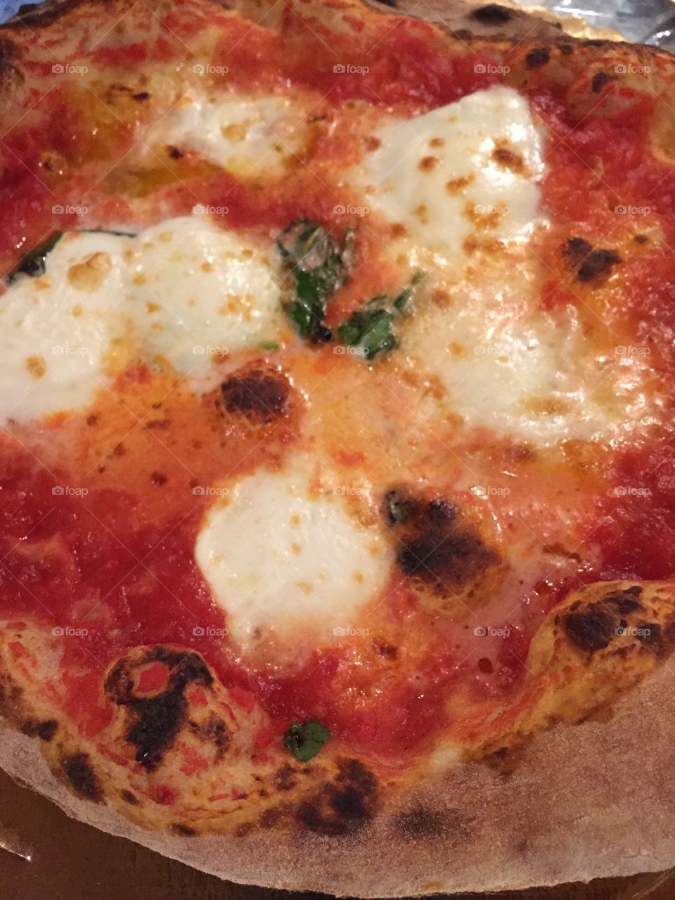 The most amazing margherita pizza that I had during my six weeks in Italy 
