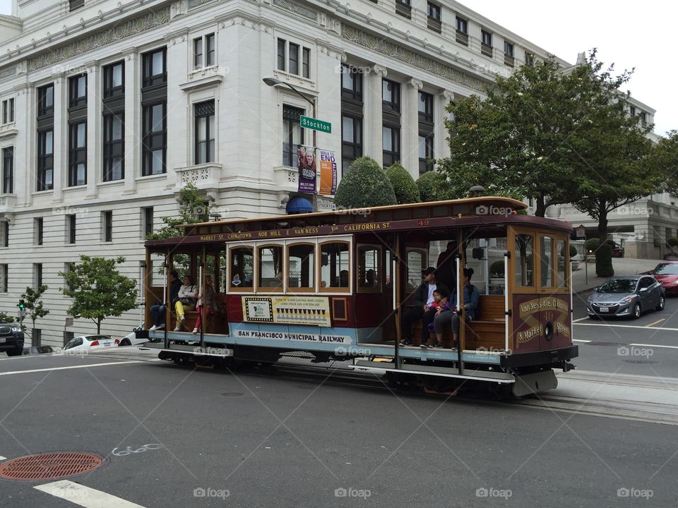 Cable car on the San Francisco road