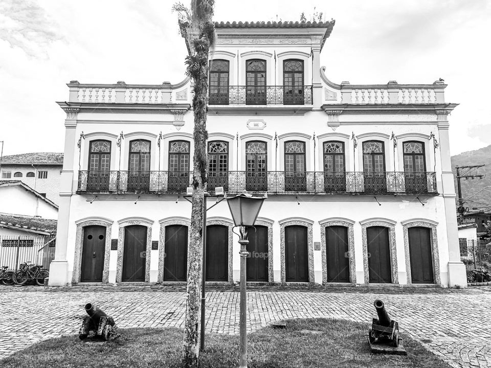 Architecture black and white 