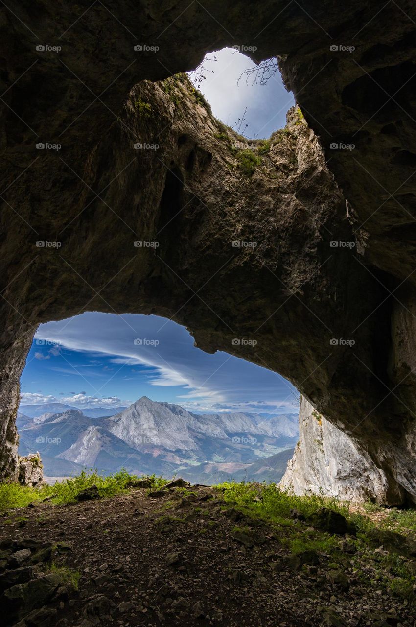 Cave in Udalaitz mountain (Basque Country)