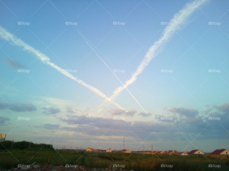 след от самолета