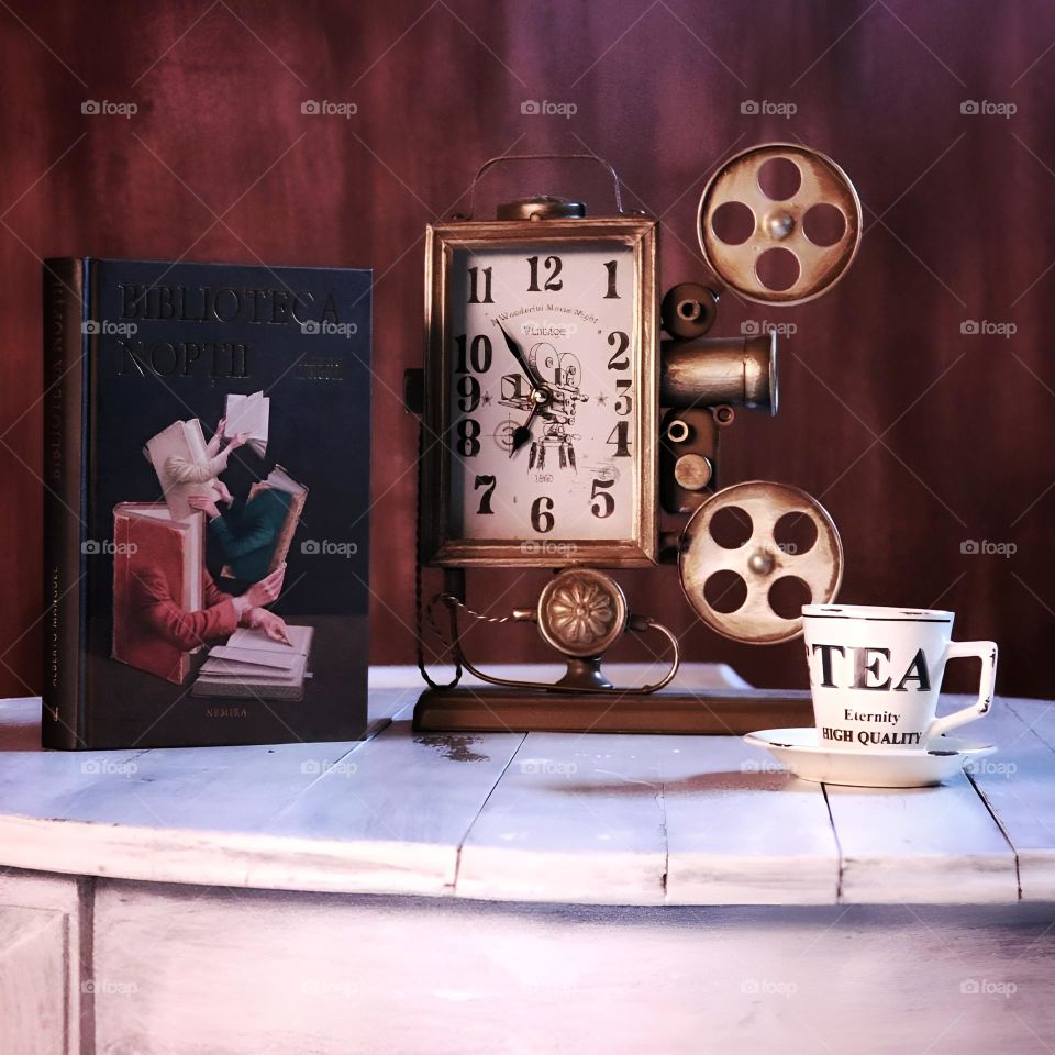 Clipe sorbite la ceas de seară