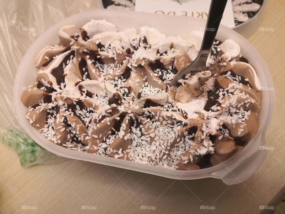Ice crem 😋