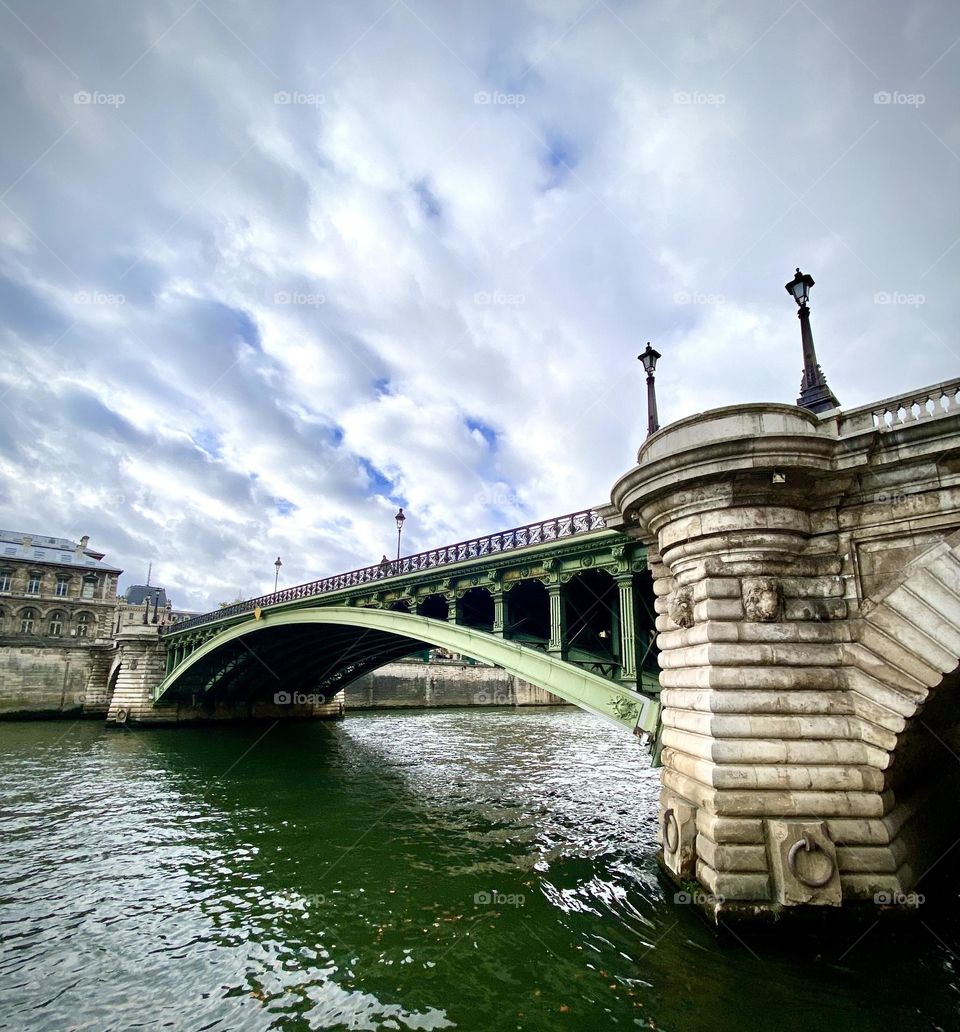 Bridge , Paris October 2022 . 