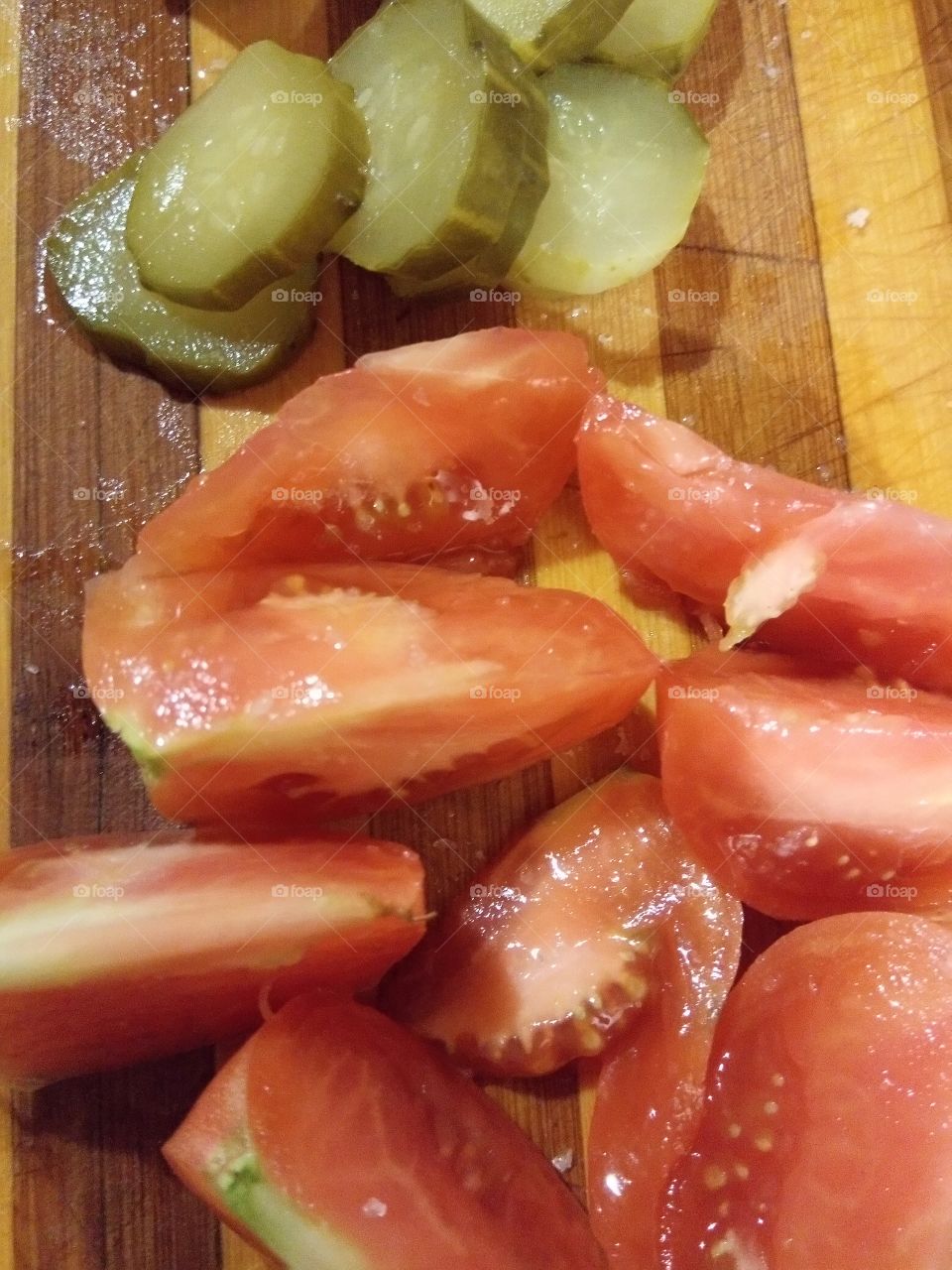 Chopped tomatoes, cucumbers