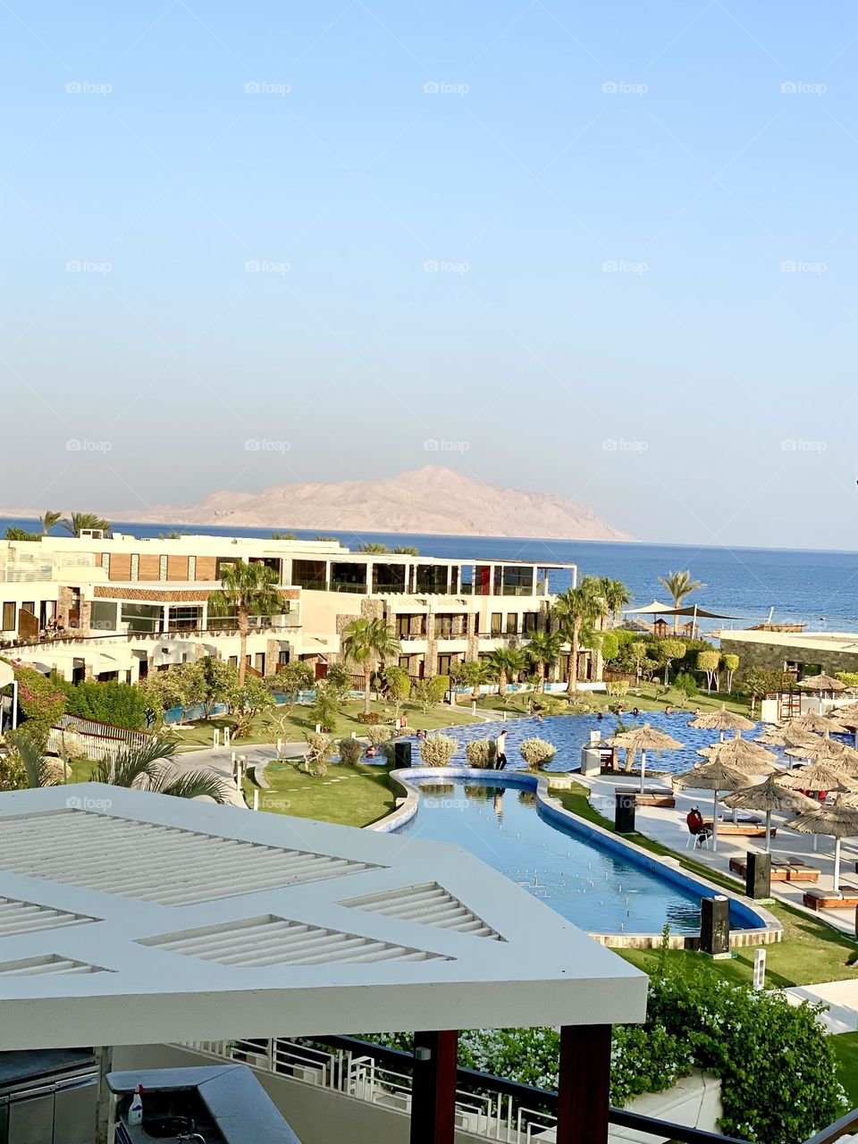 Гостиничный комплекс на берегу моря 