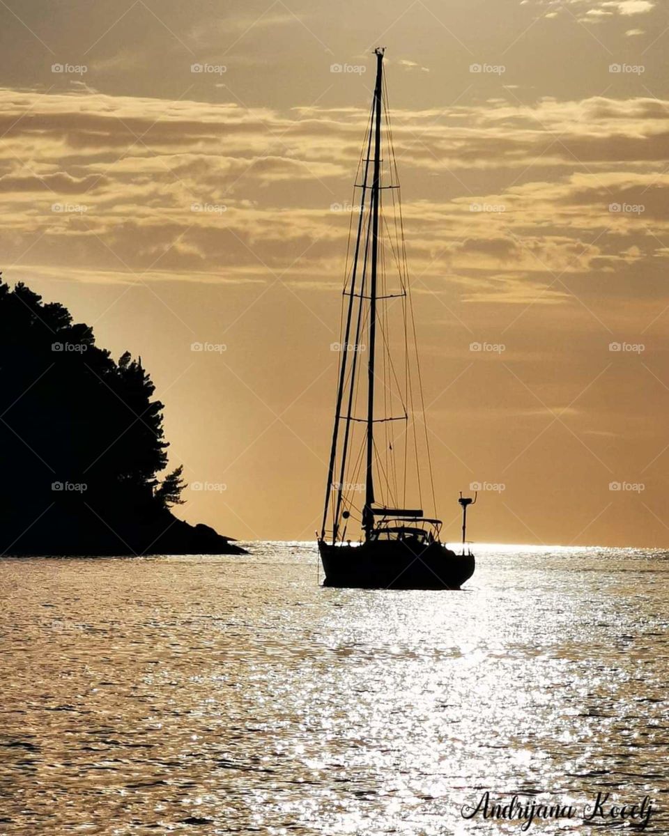 Sailing in to the sunset