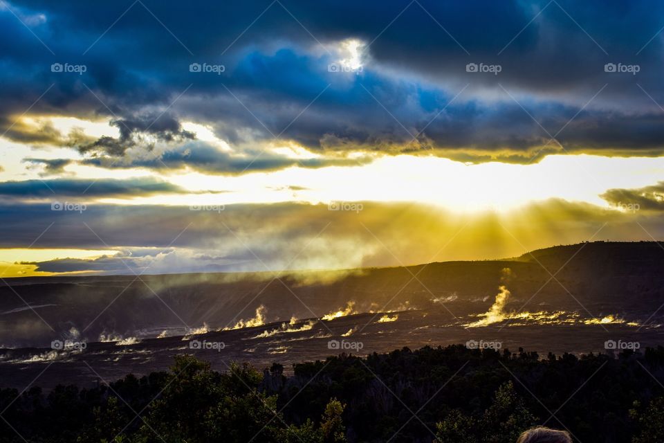 Dusk at Halemaʻumaʻu crater in Volcano National Park 