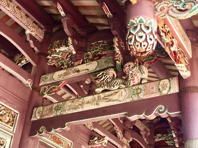 The Taiwan Confucian Temple 臺灣孔廟 is also known as The Tainan Confucian Temple 臺南孔子廟or Quan Tai Shou Xue 全臺首學. It is the most ancient Confucian temple in the whole island. Located on Nanmen Road in West Central District, Tainan, Taiwan.