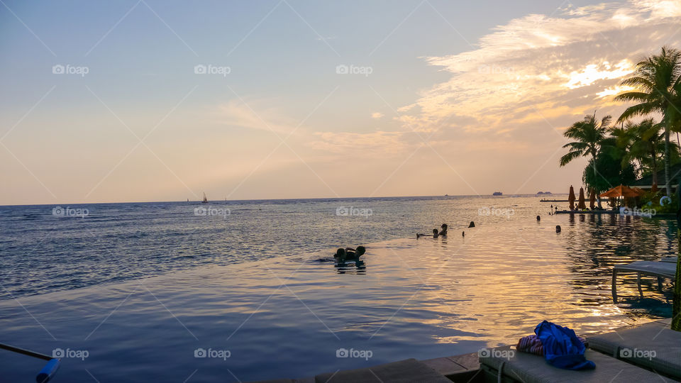 Infinity pool. Waikiki Hawaii infinity pool