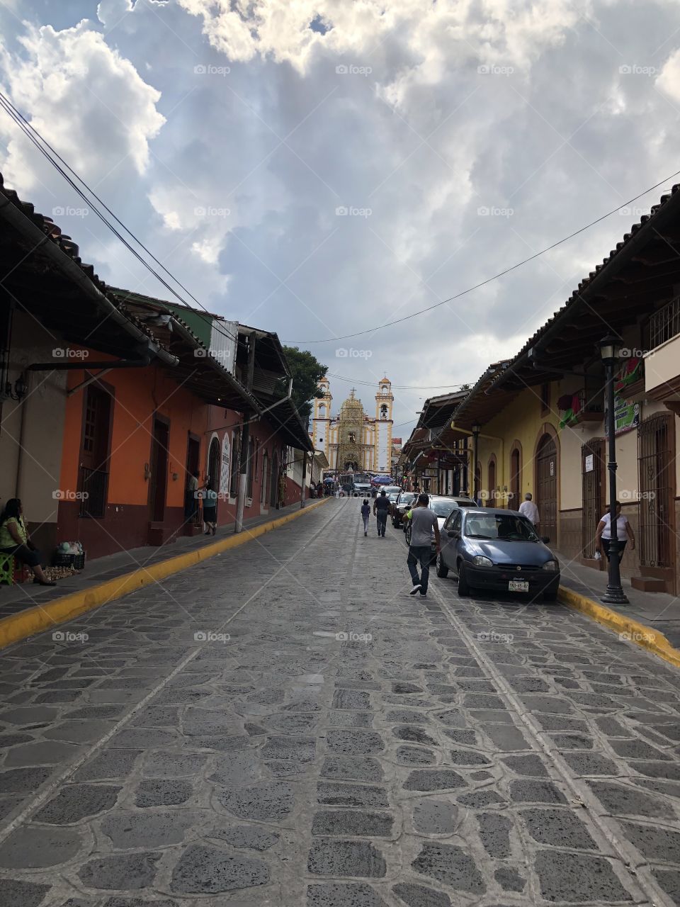 Old Town. The rocky roads, the clouds, the church and the friendly people. The Xico Festival has a lot to offer. Food, drinks and carnival. 
