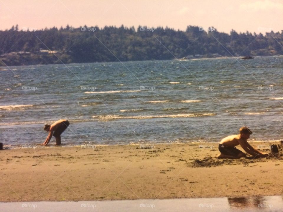 Building sand castles