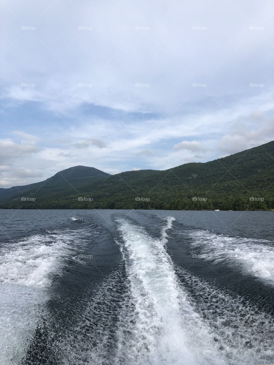 boat ride by the mountains 