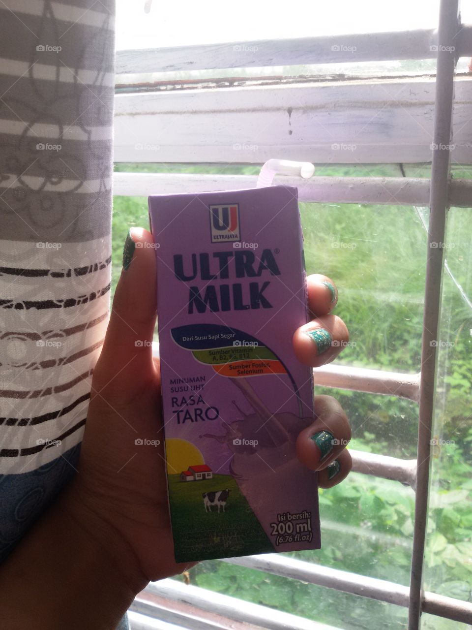 Milk with taro flavour 🌝🍼