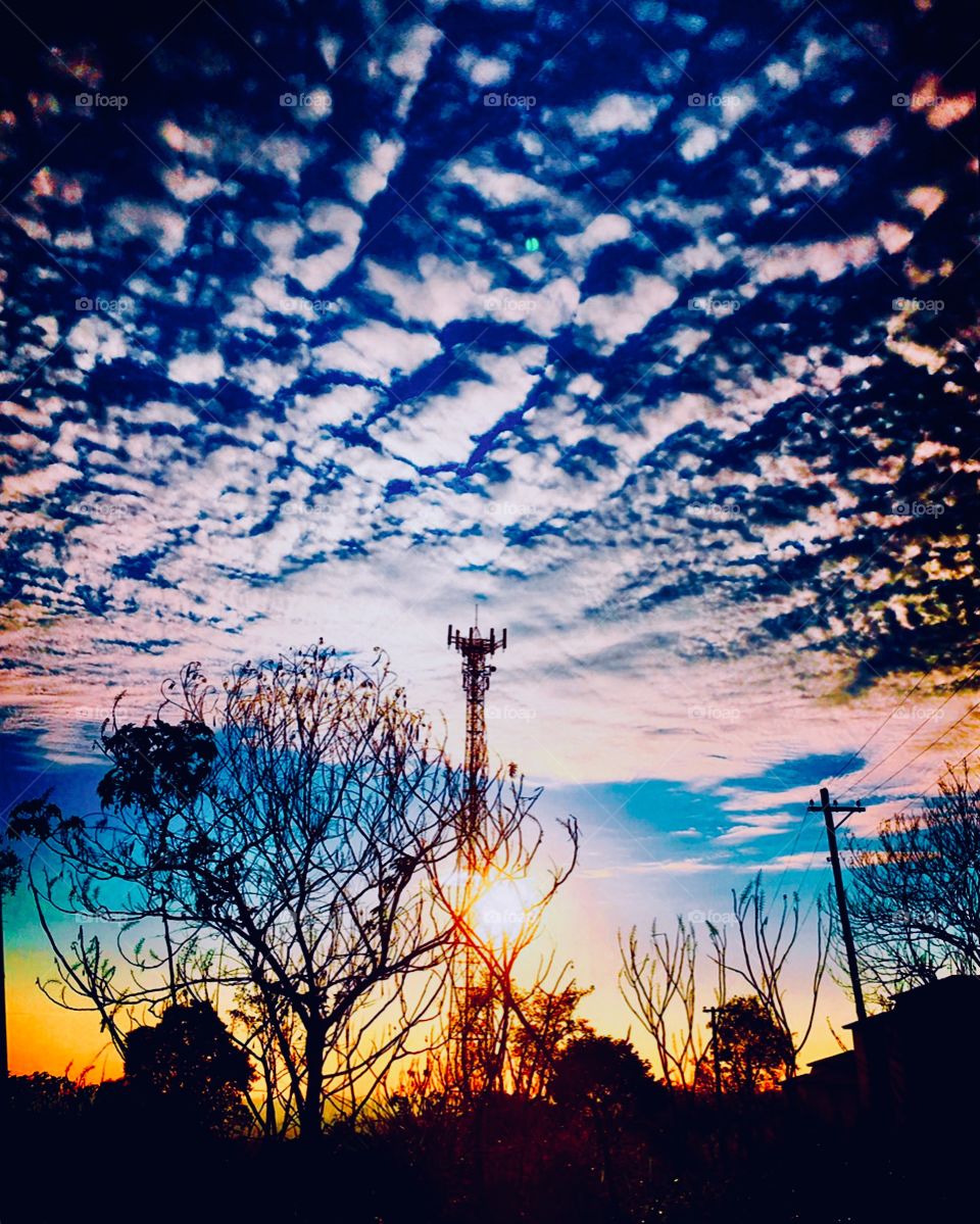 🌅Desperta, #Jundiaí!
Ótima 4a feira para todos. 
🍃
#sol
#sun
#sky
#céu
#photo
#nature
#morning
#alvorada
#natureza
#horizonte
#fotografia
#paisagem
#inspiração
#amanhecer
#mobgraphy
#FotografeiEmJundiaí