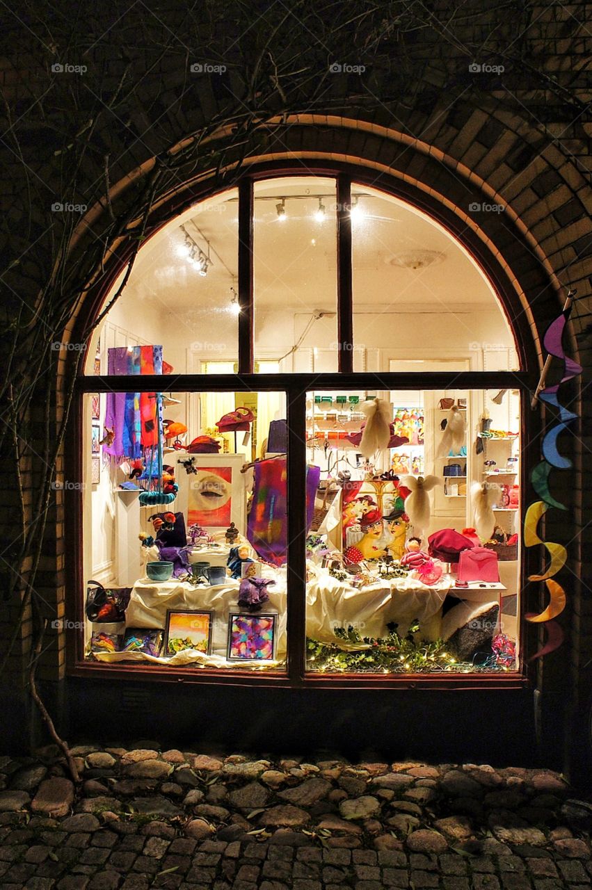 Art shop at the corner