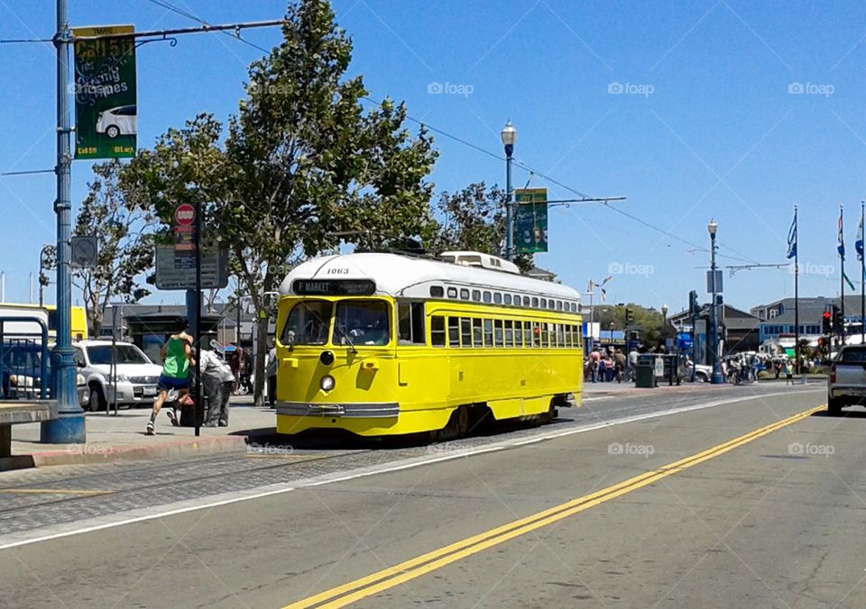 San Francisco yellow tram 