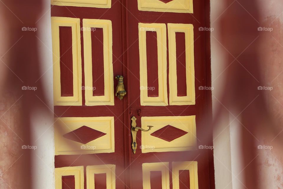 Decorations on wooden doors 