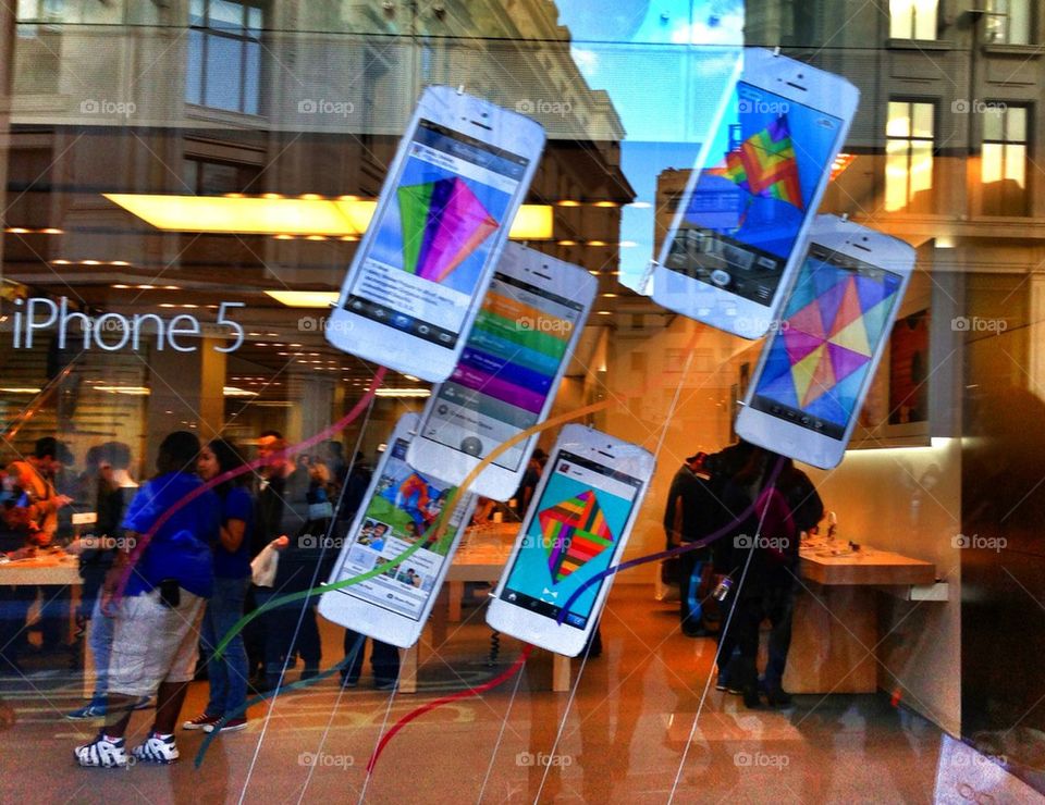 iphone shop window