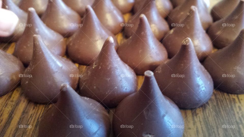 chocolate kisses