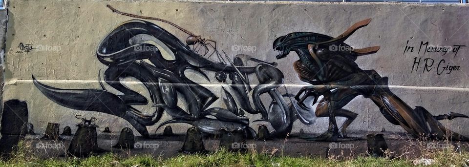 Alien Graffiti