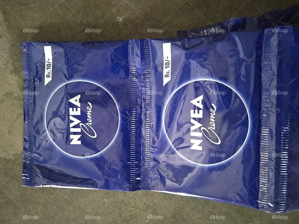 NIVEA CREAM